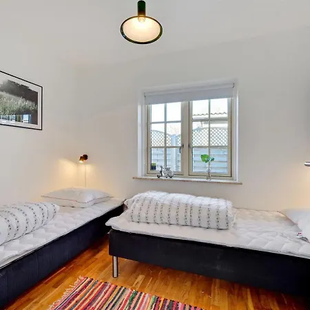 Erok - 100m From The Sea By Interhome