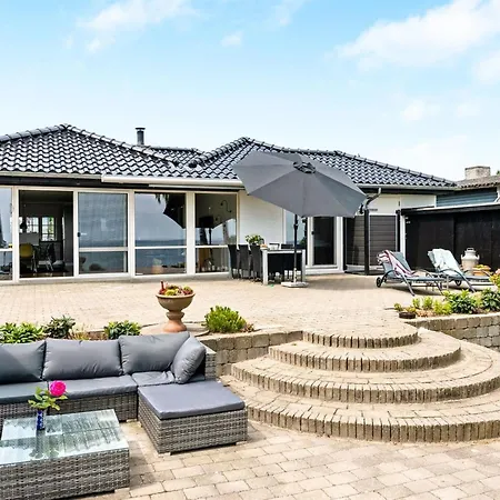 Erok - 100m From The Sea By Interhome Hébergement de vacances