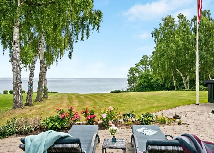 Erok - 100m From The Sea By Interhome Nyaraló *